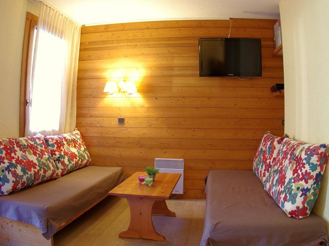 Appartement entier, Studio divisible pour 4 pers avec terrasse, casier à skis à Valmorel in Valmorel, Les Avanchers-Valmorel