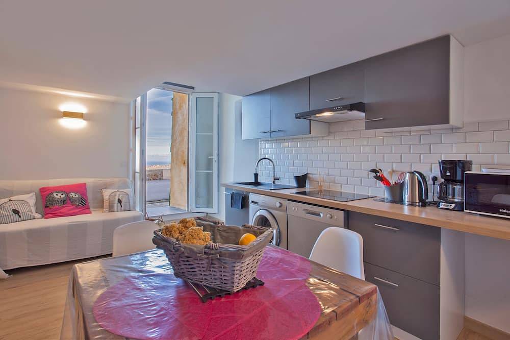 Apartamento entero, Apartamento dúplex de 40 m2 a 10 minutos del mar in Belgodère, Region de Calvi