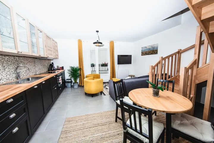 Apartamento de vacaciones para 6 personas, con terraza y vistas - 1