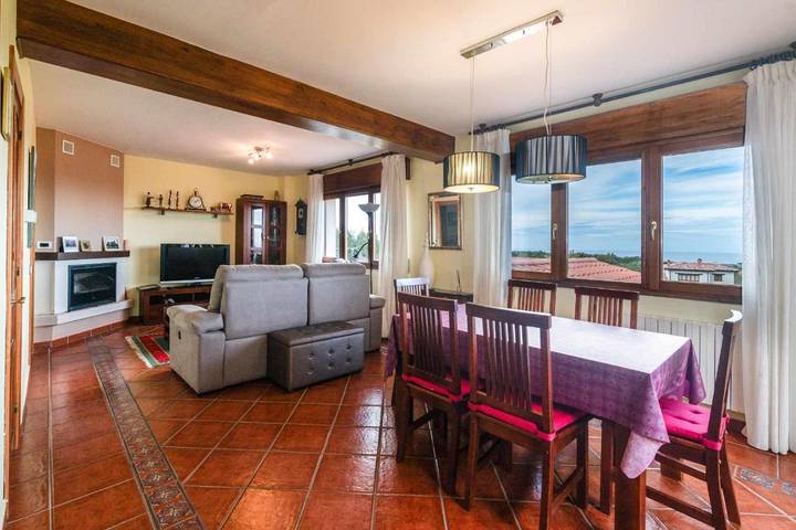 Casa rural para 8 personas, con Terraza además de Jardín y Vistas en Ovio - 4