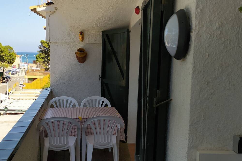 Geheel appartement, 3 kamers op 100 meter van het strand van Pals / Costa Brava in Pals, Costa Brava