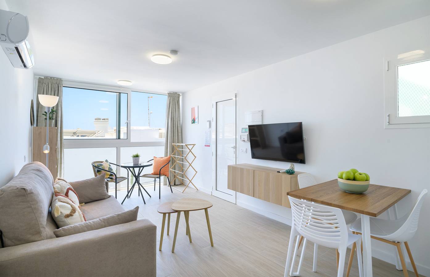 Apartment for 2 People in Mojones, Tías