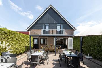 Ferienhaus für 20 Personen, mit Terrasse und Garten in Giethoorn