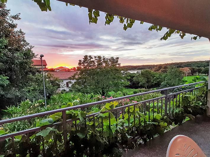 Ferienwohnung für 2 Personen, mit Balkon und Garten in Funtana - 2