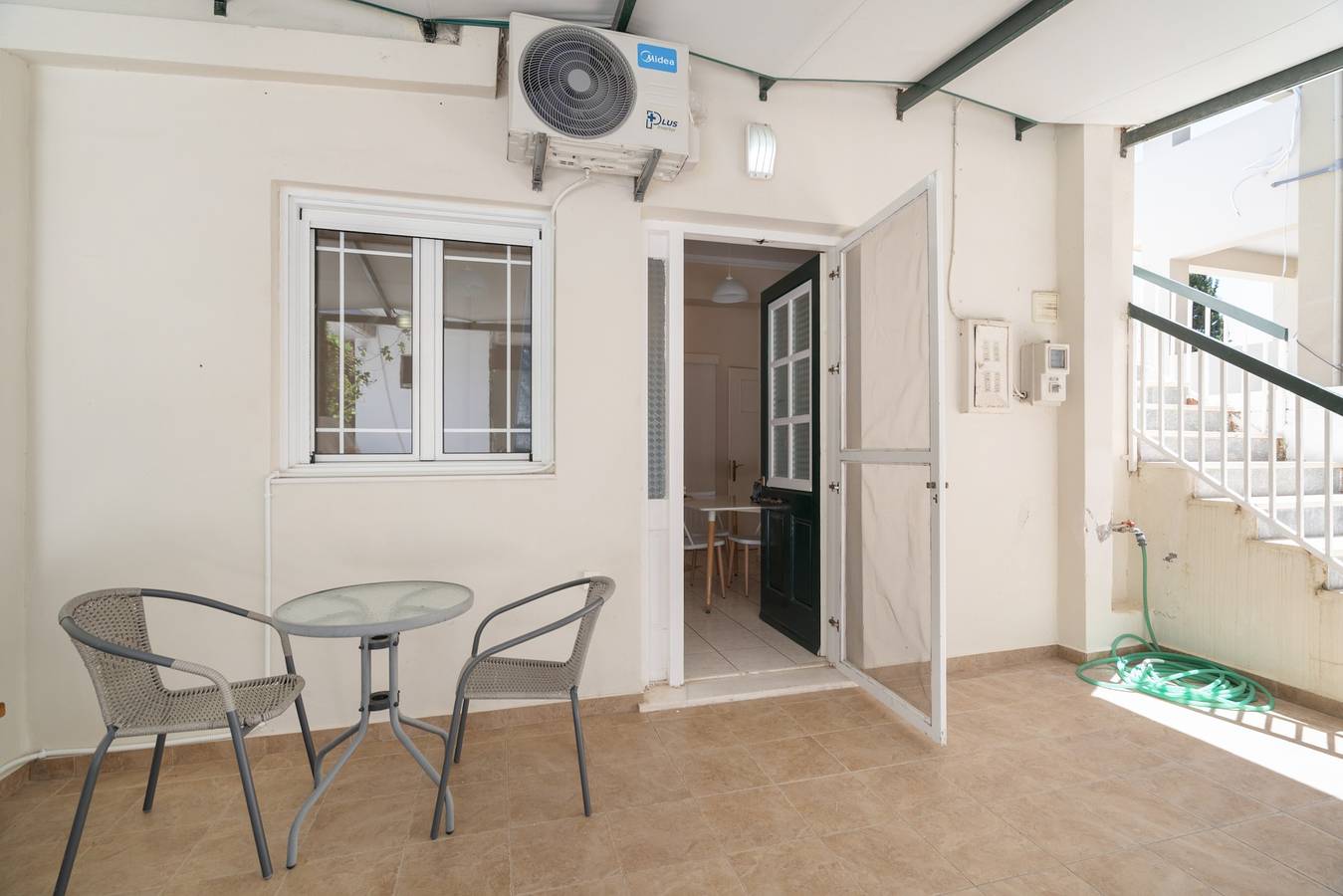 Ganze Wohnung, Apartment 'Secret Beach A' mit Meerblick, Wlan und Klimaanlage in Nikiana, Alexandros