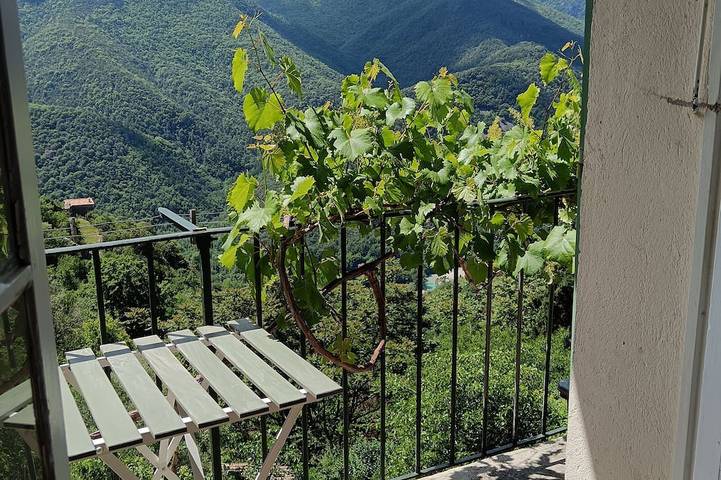 Gîte pour 4 personnes, avec balcon dans Sigale