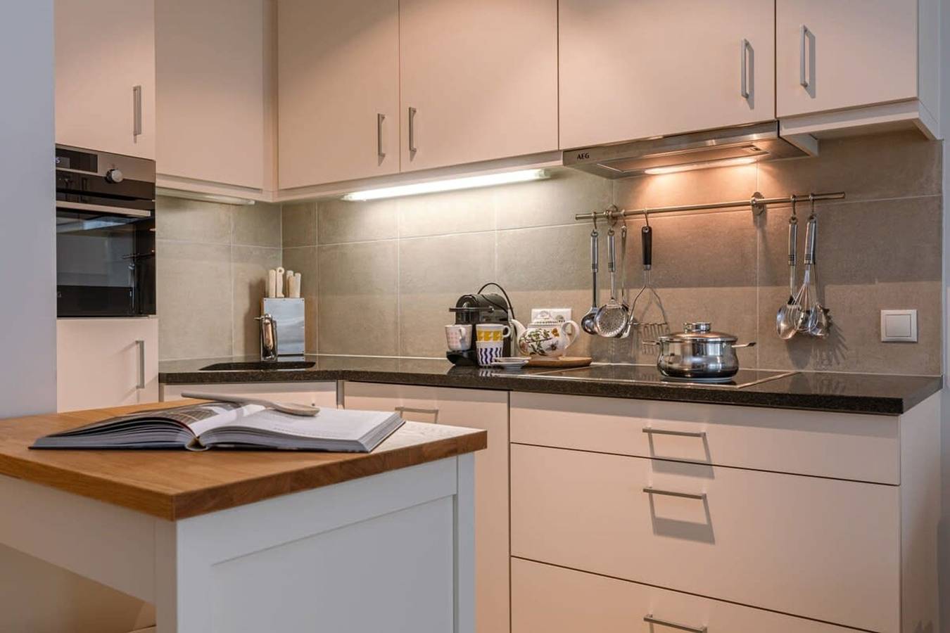 Ganze Wohnung, Casiola - Comfortable 2 bedroom seaside apartment in Duinbergen, Knokke-Heist