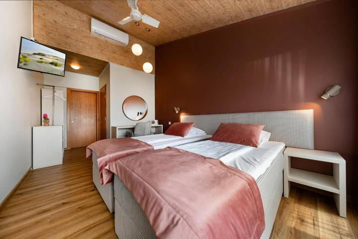 Vakantiewoning voor 6 personen, with Balkon and Terras as well as Zwembad and Sauna in Litouwen
