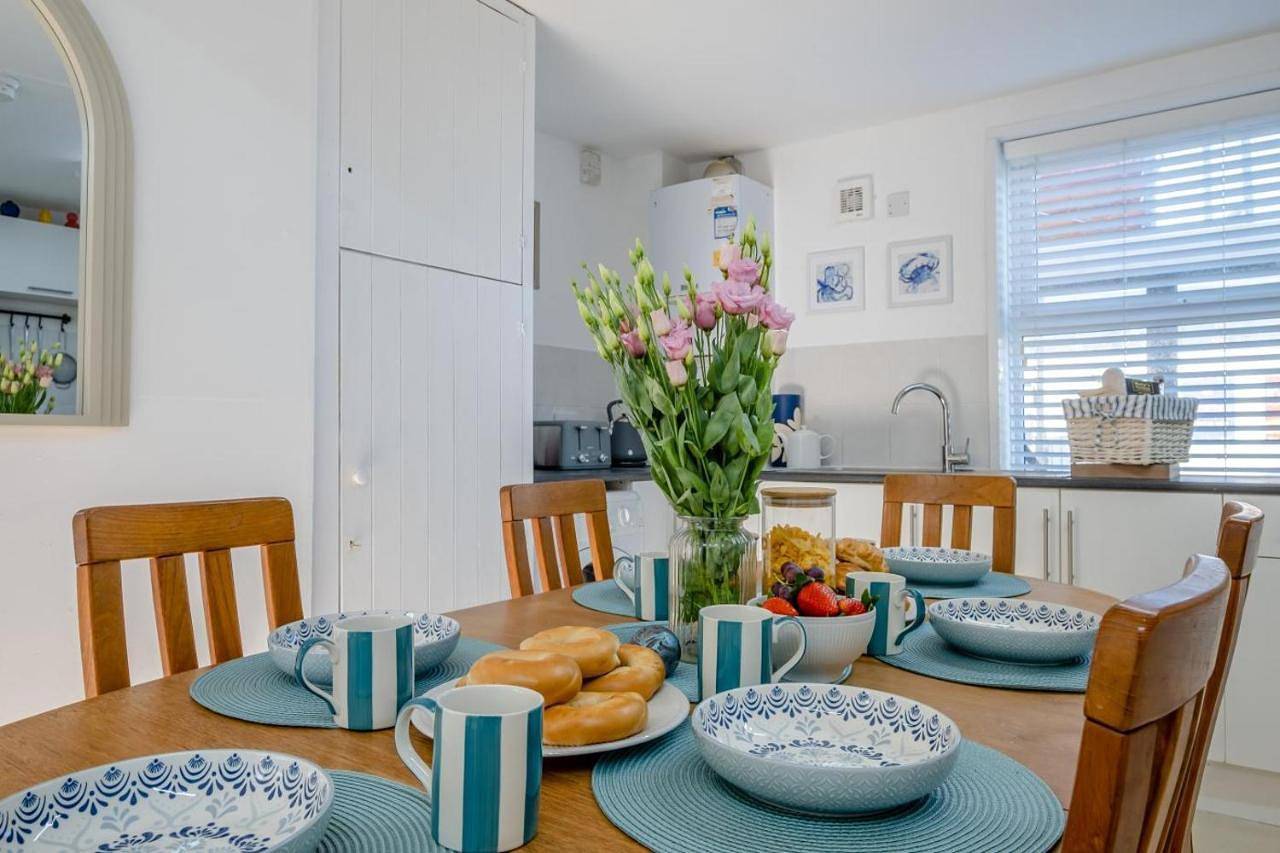 4 Bed in Cowes oc-p30966 in Cowes, Isle of Wight