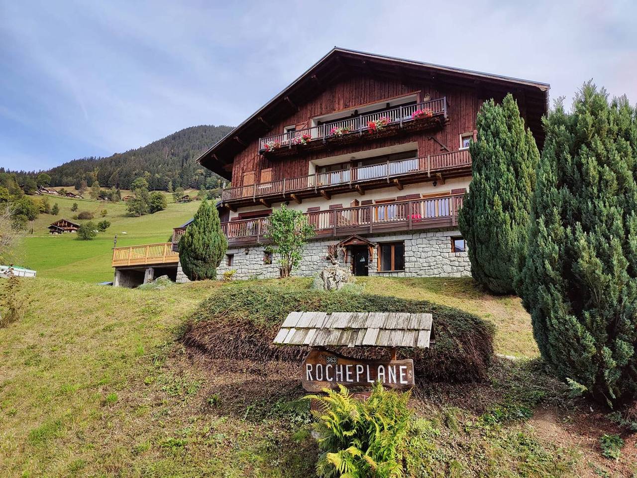 Studio entier, Charmant studio 19m², idéal 3 pers, avec terrasse et parking, proche commerces et navette ski in Arêches, Beaufort (Rhône-Alpes)