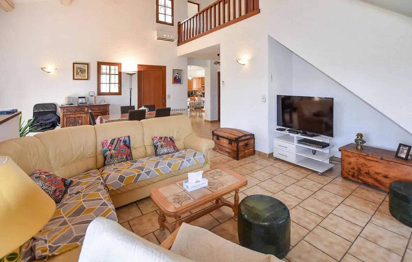 Provencal house with fireplace in Loriol-du-Comtat, private garden in Loriol-du-Comtat, Vaucluse