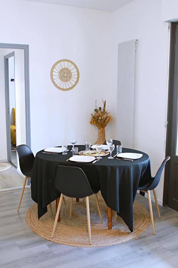 Appartement entier, One-Bedroom Apartment in Périgueux, Périgord Blanc