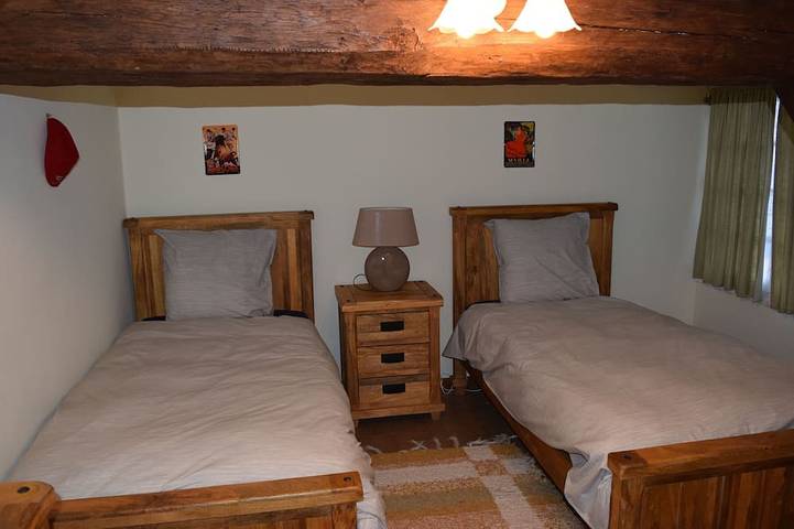 Location de vacances pour 6 personnes, avec jardin à Asnières-sur-Vègre - 2