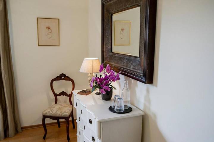 Location de vacances pour 2 personnes, avec vue et jardin ainsi que piscine et terrasse à Campsegret - 2