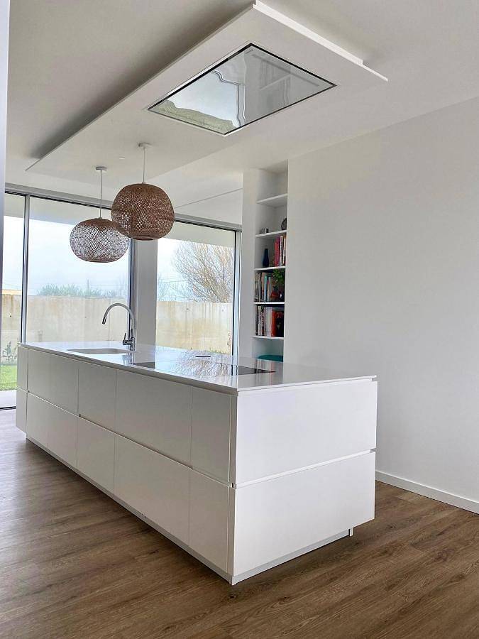 Location de vacances pour 8 personnes, avec vue ainsi que jardin et piscine dans Mindelo - 4