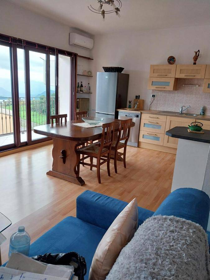 Gîte pour 5 personnes, avec vue et balcon à Ulassai - 4