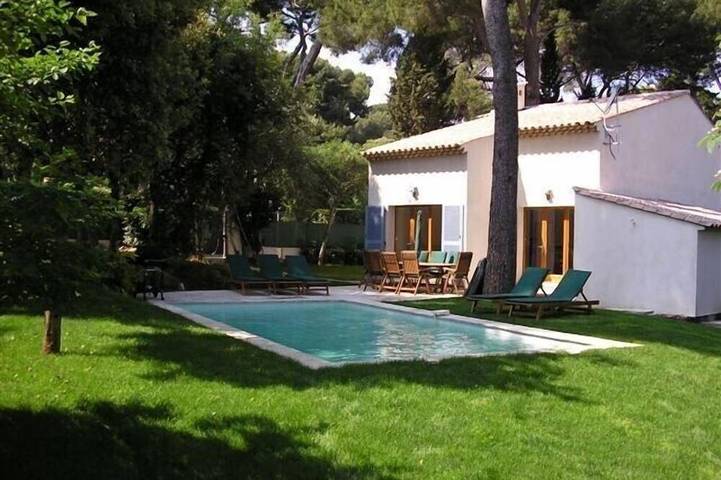 Villa pour 8 personnes, avec jardin et terrasse, animaux acceptés dans Cap d’Antibes