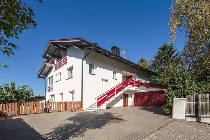 Holiday apartment for 12 people, with garden and balcony - 1