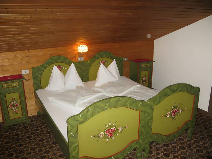 Quarto 'Haus Kristall - Double' com vista para a montanha, jardim partilhado e Wi-Fi in Muhlwald, Alpes de Zillertal