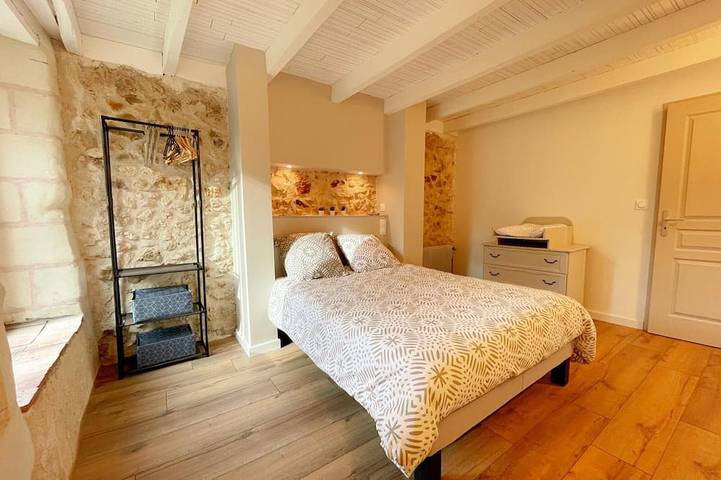 Gîte de charme avec piscine chauffée, salle de jeux, et salle de fitness proche du lac de Rillé in Rillé, Région de Tours