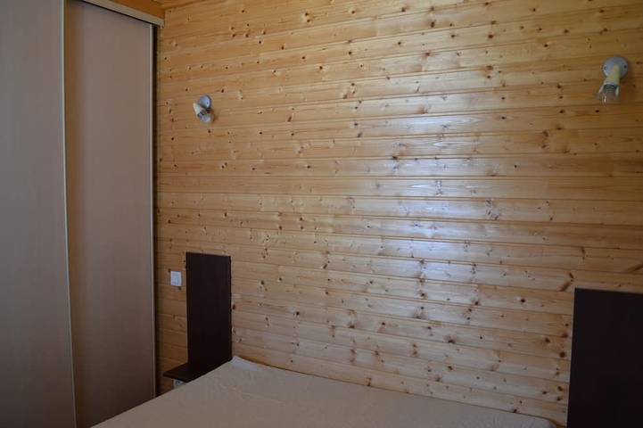 Gîte pour 6 personnes, avec terrasse et jardin à Rieupeyroux - 4