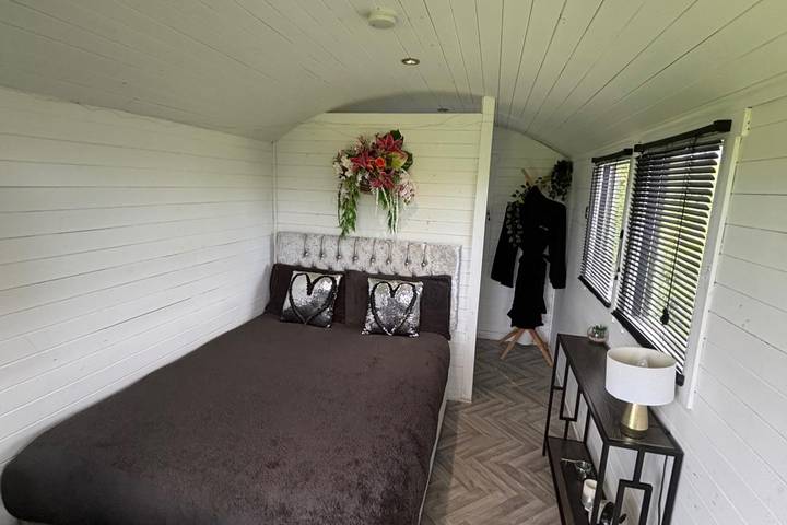 Holiday rental for 2 people, with Balcony and Garden in County Antrim