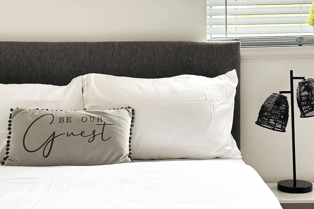 4-min drive from Nec/Bhx Airport/ - Sleeps 10 guest. in Solihull, Birmingham Area