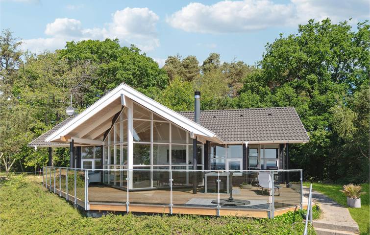 Ferienhaus für 6 Personen, mit Whirlpool und Terrasse, mit Haustier in Lyngsbæk Strand