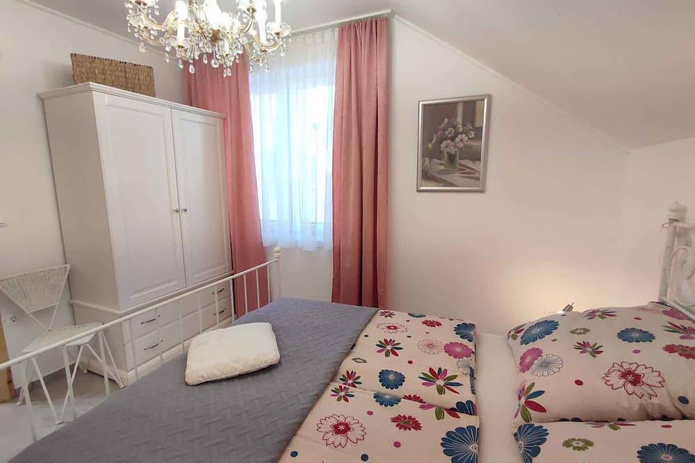 Appartement entier, Appartement de vacances avec climatisation et un beau panorama in Fonyód, Rive sud du lac Balaton