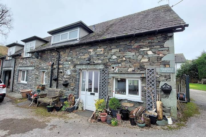 Log cabin for 3 people, with garden, with pets in Hawkshead