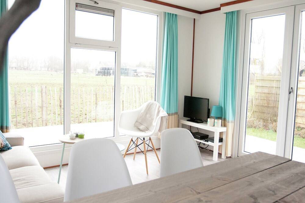 Chalet mit Geschirrspüler in der Nähe des in Wieringen, Ijsselmeer