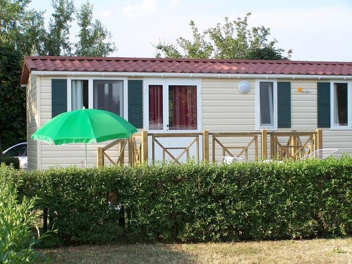 Camping für 6 Personen, mit Terrasse und Pool sowie Kinderpool in Balatonfüred - 2