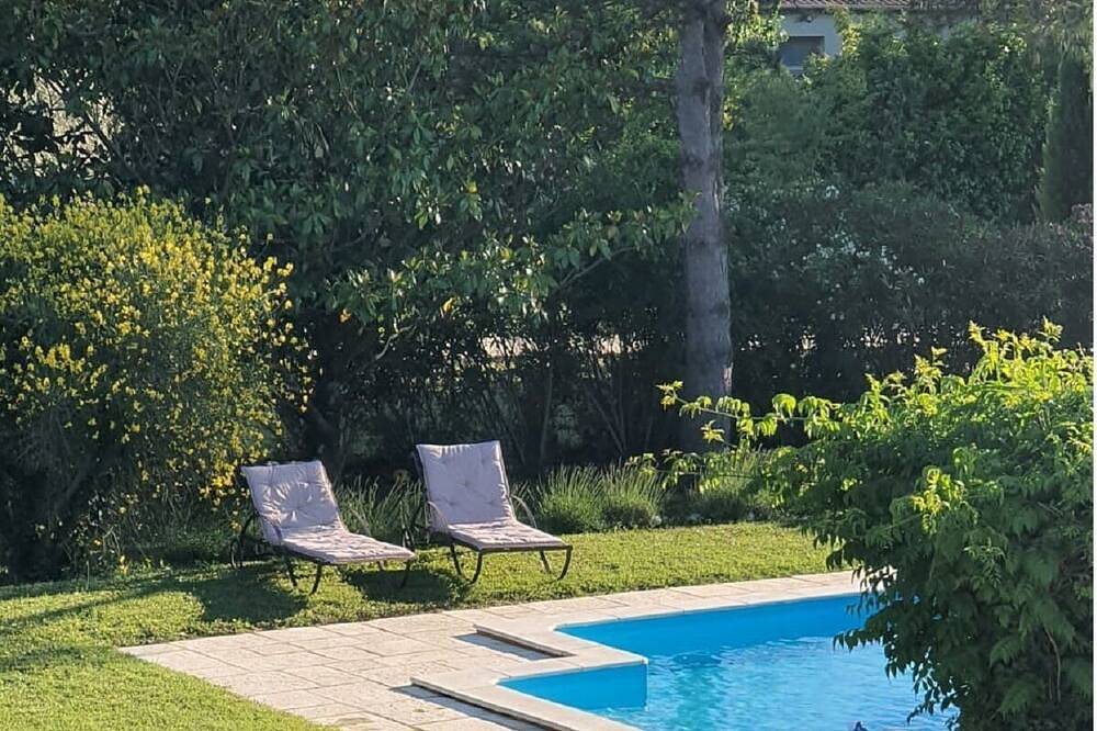 Apartamento entero, Appartment with pool near Vaison-la-Romaine and Nyons in Tulette, Región de Nyons