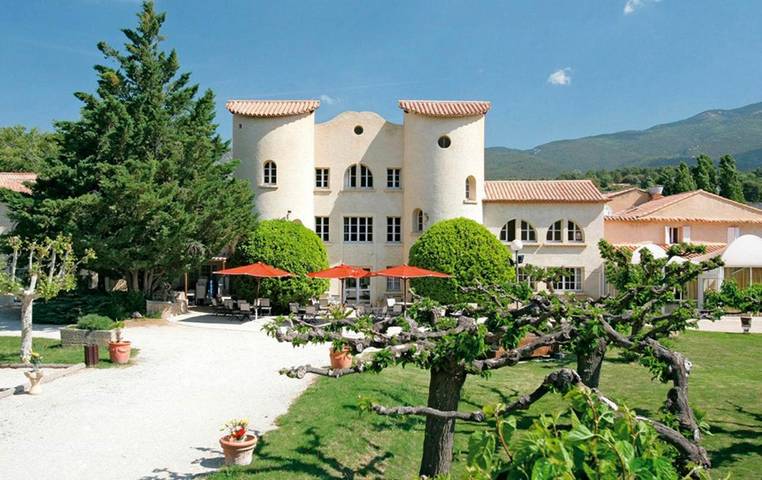 Hôtel pour 2 personnes, avec jardin et piscine