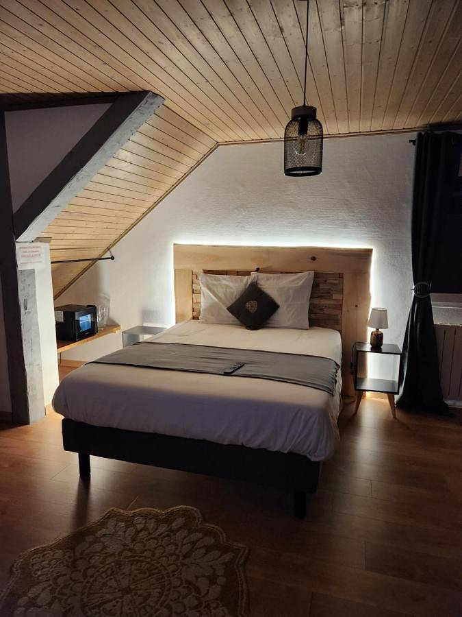 Chambre d’hôte pour 2 personnes, avec jacuzzi et jardin dans le Doubs - 3