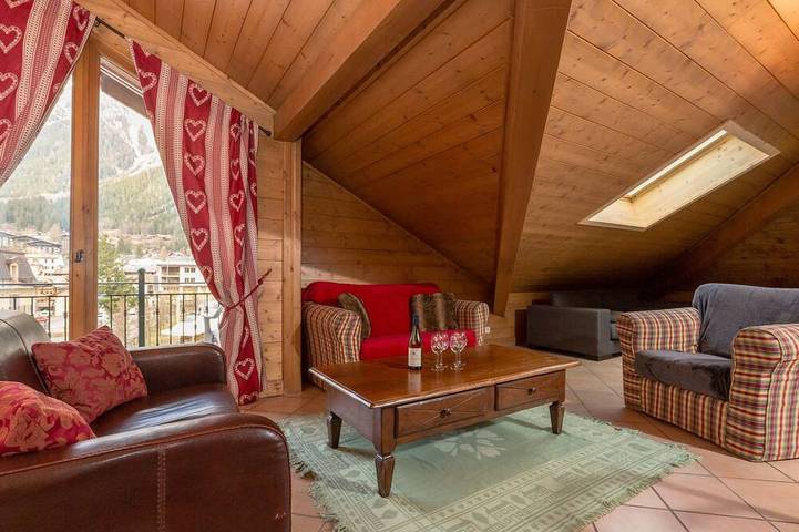 Location de vacances pour 6 personnes, avec balcon, animaux acceptés dans Gare De Chamonix Mont Blanc