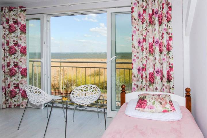 Obiekt b&b dla 4 osób, z widok i widok na jezioro oraz ogród w Krynica Morska