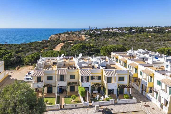 Ferienhaus für 4 Personen, mit Meerblick und Garten sowie Pool in Lagoa - 3