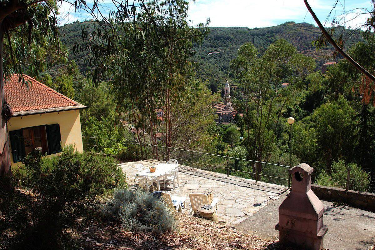 Romantisches Haus in Panoramalage inmitten der Natur in Dolcedo, Dolcedo Gemeinde