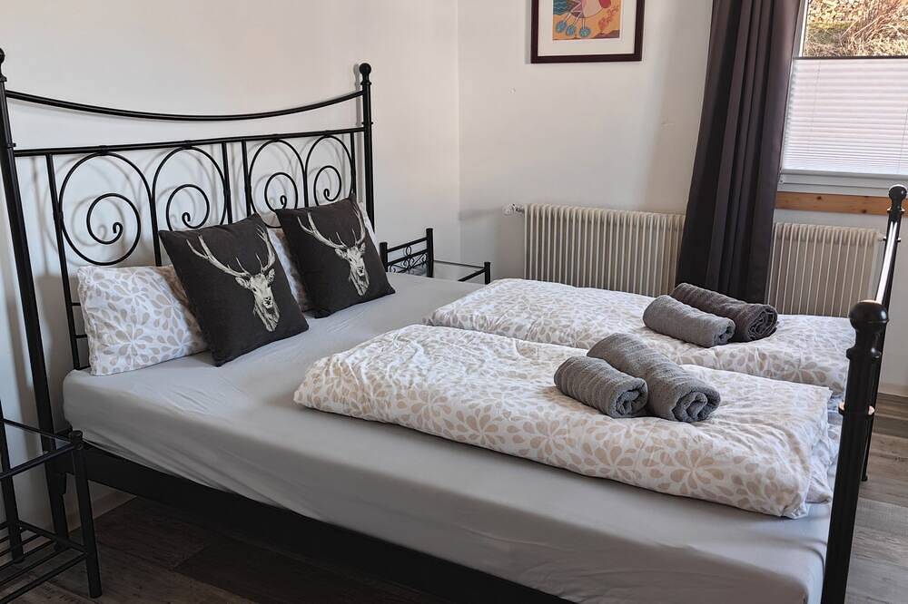 Ganze Wohnung, Appartement Schöne Schwarzwald Auszeit im Wanderparadies mit eigener Terrasse in Rötenbach (Friedenweiler), Friedenweiler