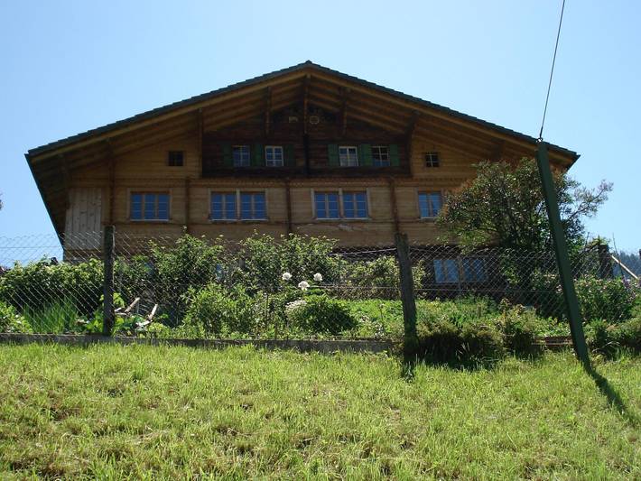 Ferienwohnung für 11 Personen, mit Balkon und Ausblick im Berner Oberland - 4