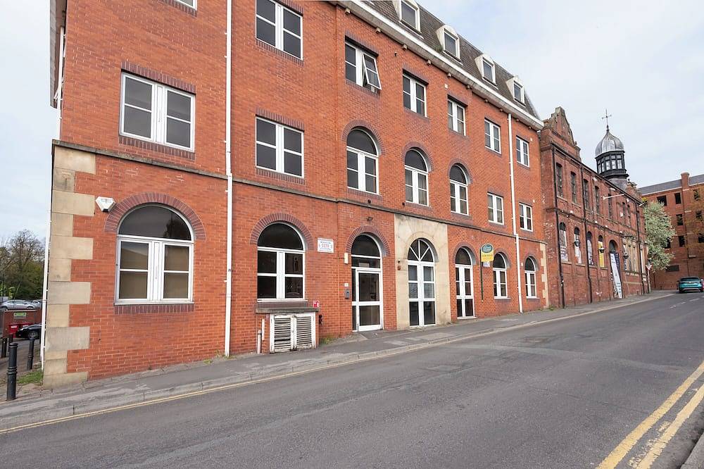 Ganze Wohnung, Thornhill House in Wakefield, Westliches Yorkshire