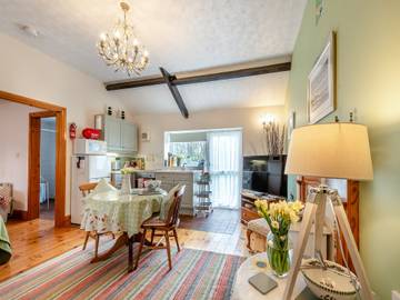 Cottage for 2 People in Swansea region, Photo 3