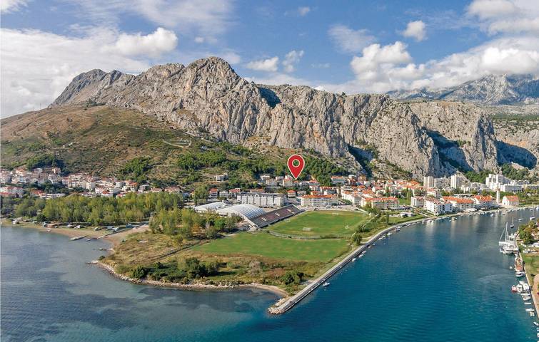 Ferienhaus für 14 Personen in Omis