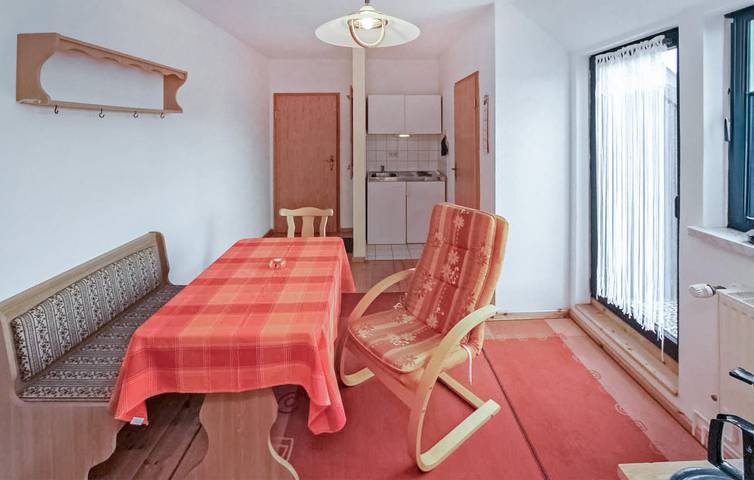 Ferienwohnung für 2 Personen, mit Terrasse in Userin - 4