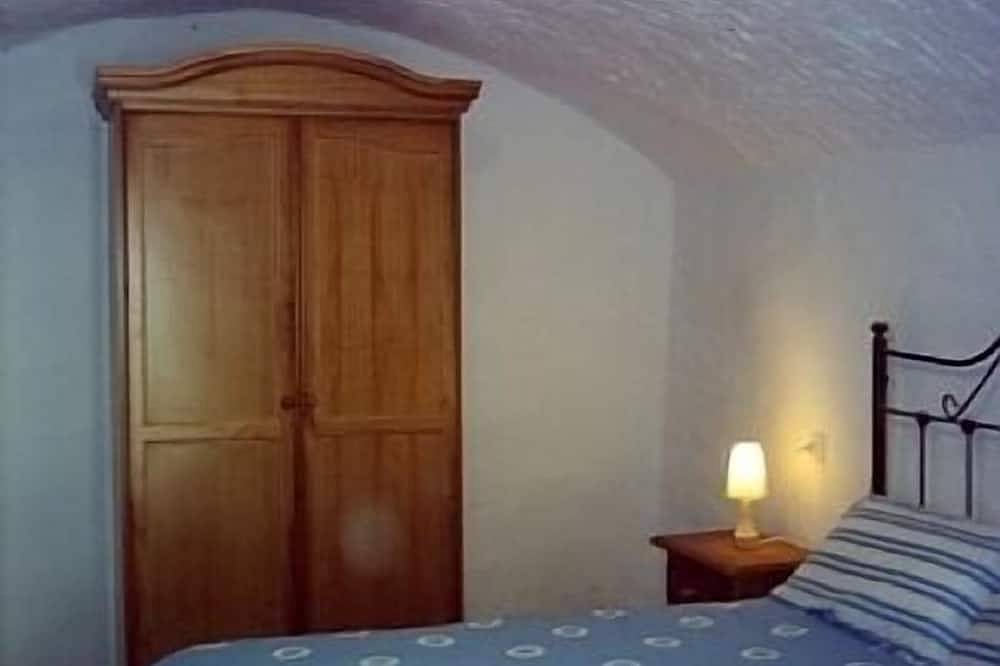 Unusual Cave House With Private Pool And View in Cortes de Baza, Geoparque de Granada