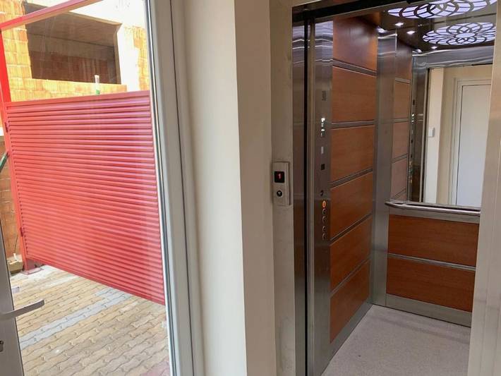 Ferienwohnung für 20 Personen, mit Ausblick und Terrasse in Sonnenstrand - 2