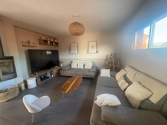 Location de vacances pour 10 personnes, avec vue ainsi que piscine et jardin dans Sallèles du Bosc - 3