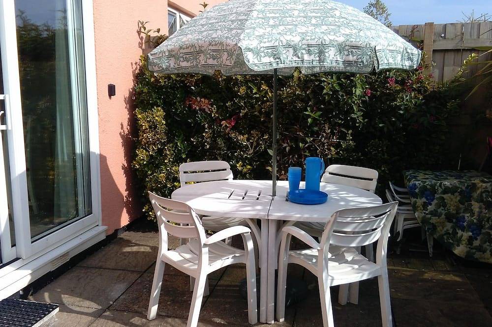 Apartment for 5 People in Paignton, Torbay