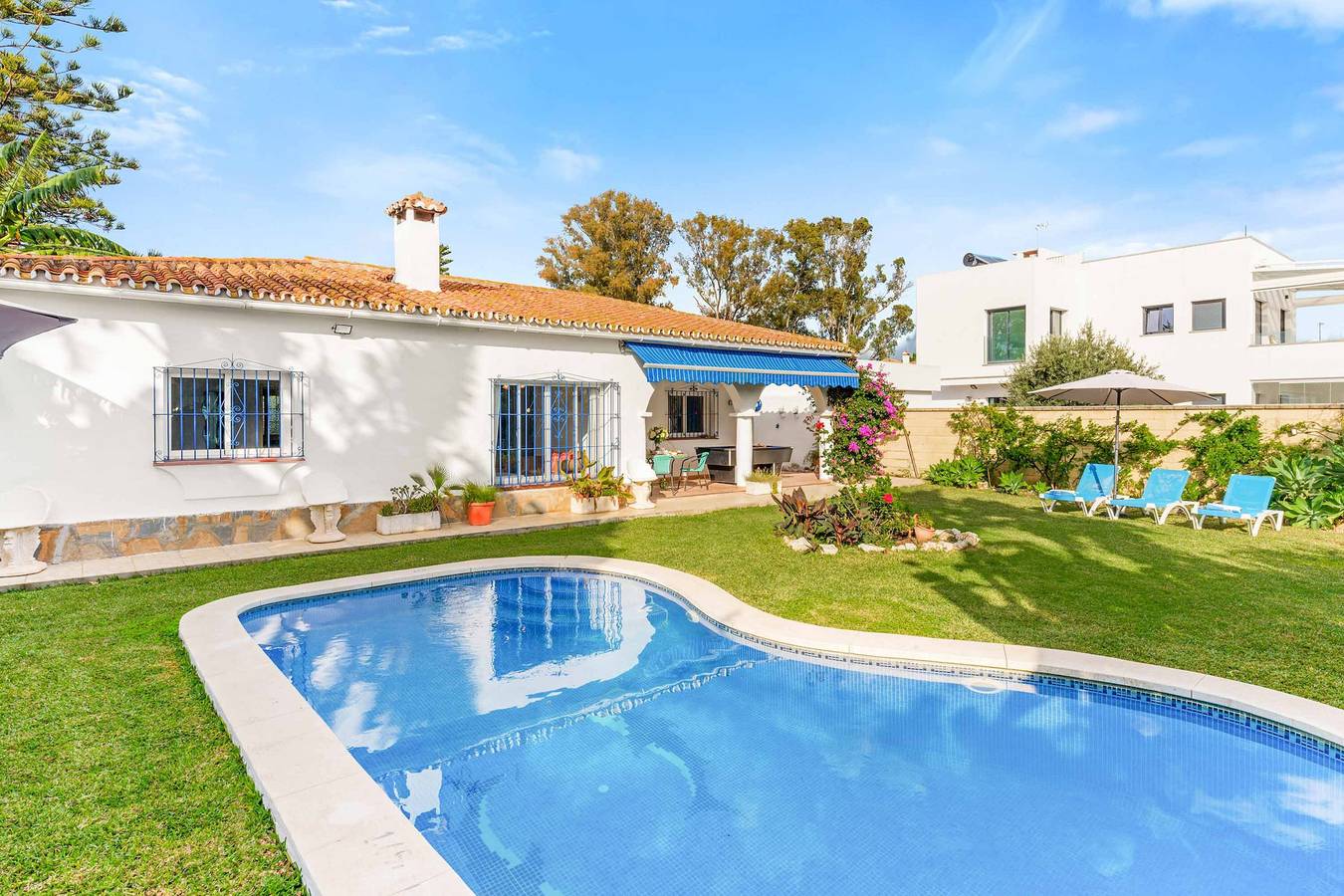 Villa pour 6 Personnes dans Vilas de Costalita, Estepona